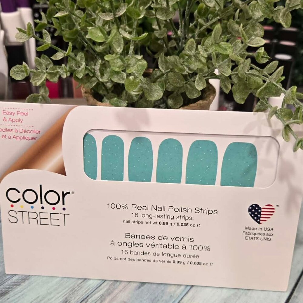 Color Street Blue Raspberry Jelly Press On Nail Design